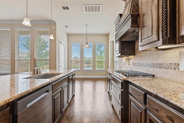 Building Photo - 3759 Legends Path