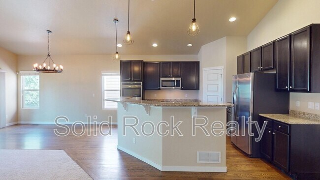 Building Photo - 1097 Antrim Loop