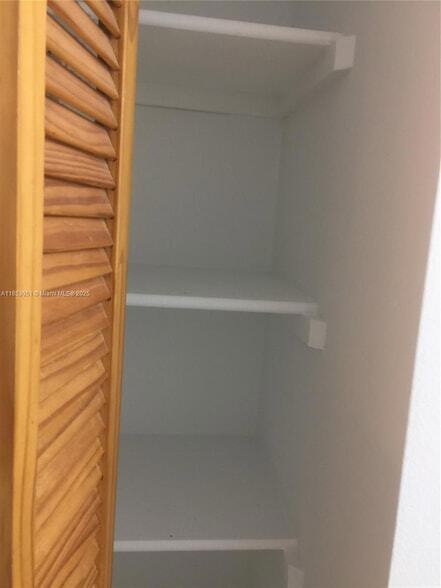Building Photo - 9229 SW 87th Ave