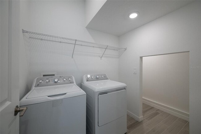 Building Photo - 1029 Ladyfish Trl