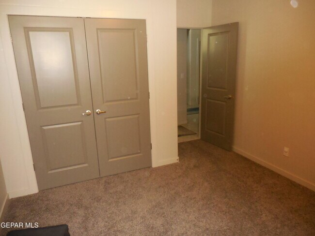 Building Photo - 14549 Tierra Oviedo Ave