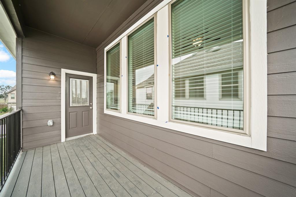 Building Photo - 9443 Starlight Oak Dr