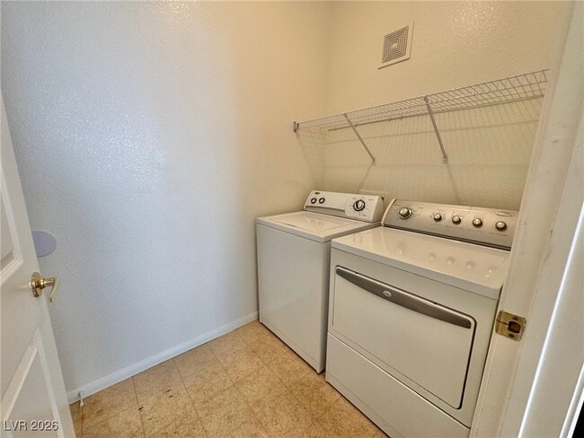 Building Photo - 54 Ruffled Feather Way