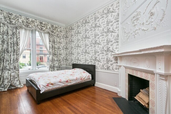 Building Photo - 404 Beacon St