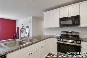 Building Photo - 10443 De Gonzalo Way