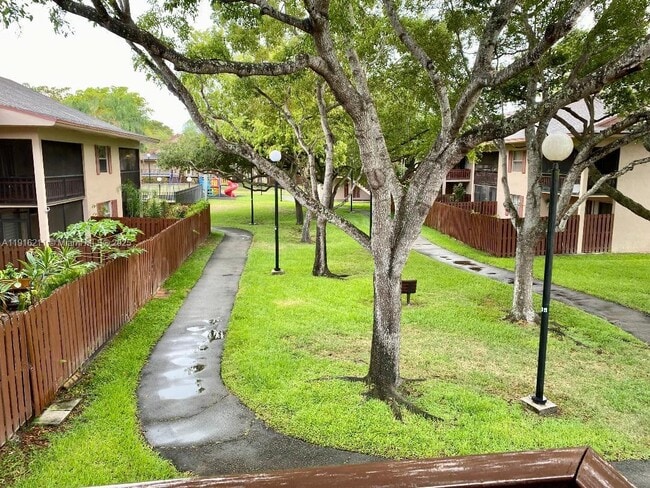 Building Photo - 11287 SW 88th St