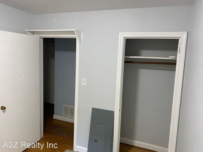 Building Photo - 2 br, 1 bath House - 737 Raleigh Road