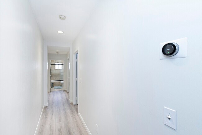 Building Photo - 18605 Valerio St