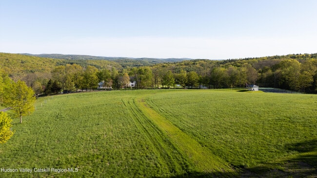 Building Photo - 323 Haddock Hill Rd