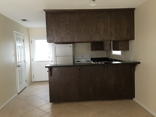 Building Photo - 2019 Lacywood