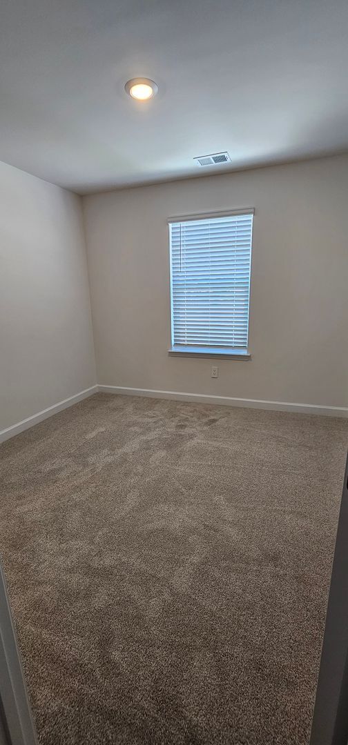 Building Photo - 3 Bed | 2.5 Bath | 2-Car Garage | Brand-Ne...