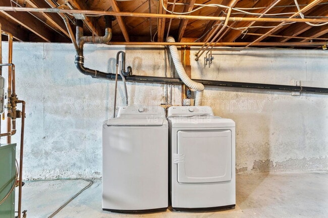 Building Photo - 19 Casper Ct