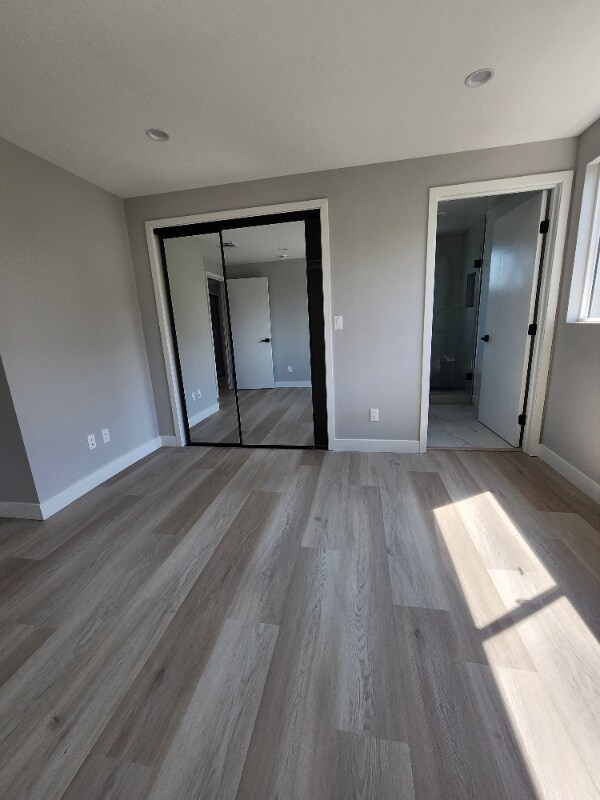 Building Photo - 2223 S Highland Ave