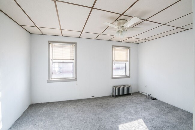 Building Photo - Three Bed East Passyunk Crossing Home