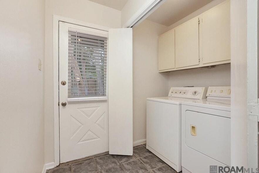 Building Photo - 3421 O'Neal Ln