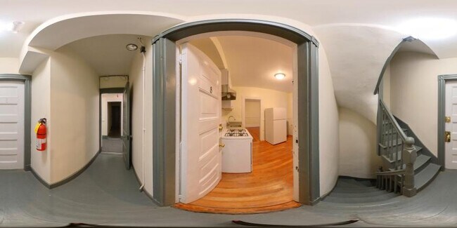 Building Photo - 2 bedroom in Cambridge MA 02139