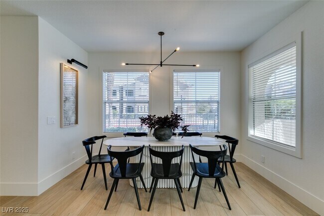 Building Photo - 8777 W Maule Ave