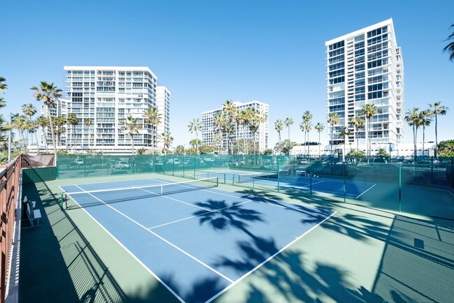 Building Photo - Coronado Shores, Furnished 1Bd/1.5Ba