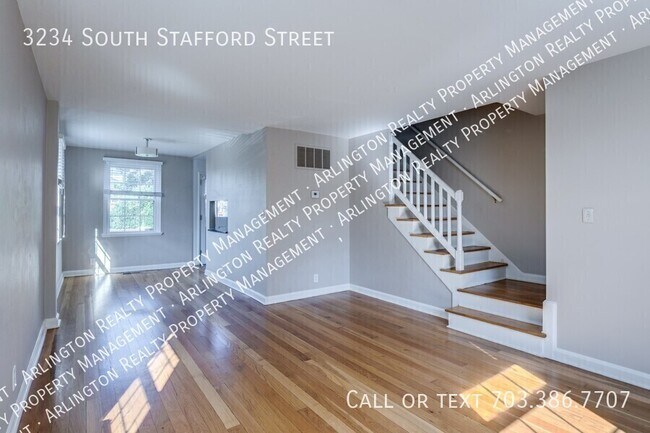 Building Photo - 3234 S Stafford St