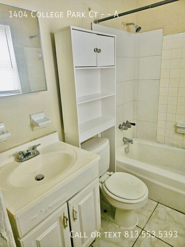 Building Photo - 1404 College Park Ct