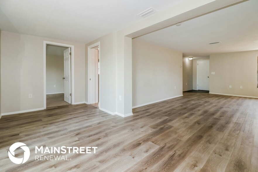 Building Photo - 4248 Raccoon Loop