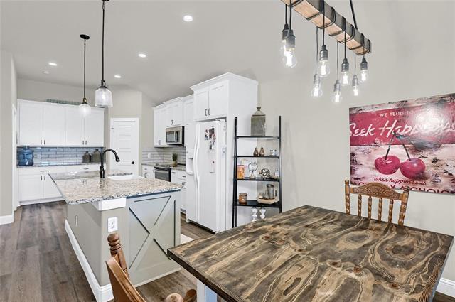 Building Photo - 4817 Enclave Dr