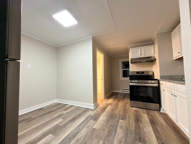 Building Photo - 91 Alvarado Ave
