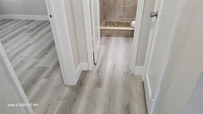 Building Photo - 626 S 28th Ave