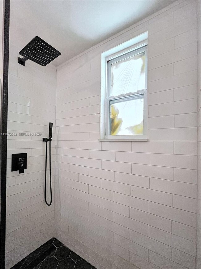 Building Photo - 742 12th St