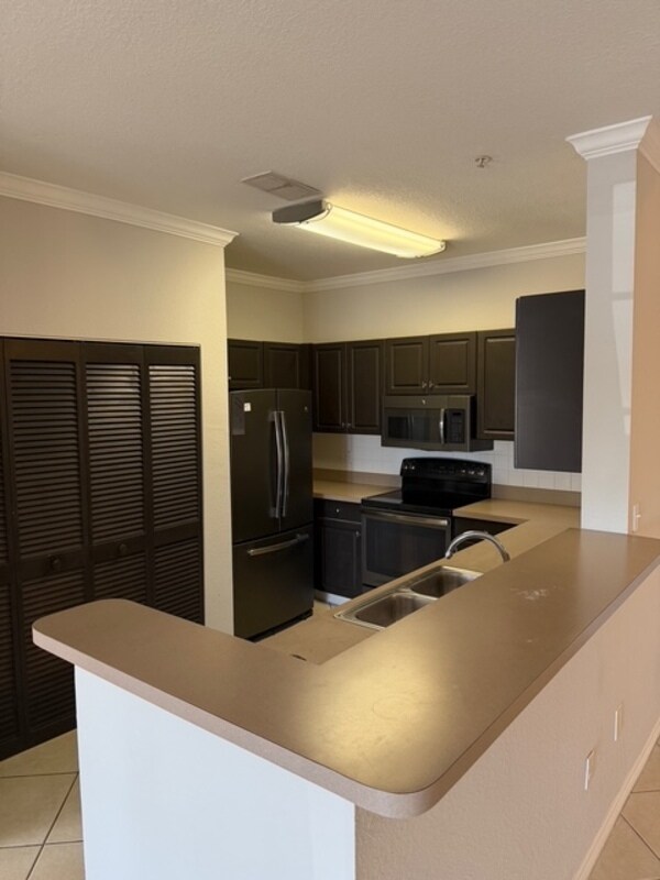 Building Photo - 4306 Bayside Village Dr