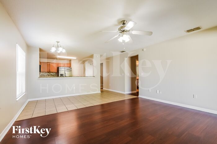 Building Photo - 213 Bella Rosa Cir