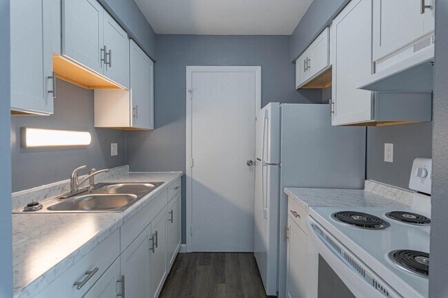 Building Photo - Zahra Apartments in Miamisburg