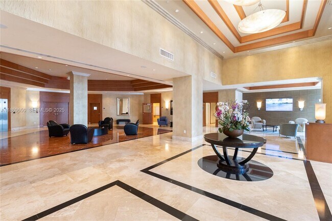 Building Photo - 7900 Harbor Island Dr