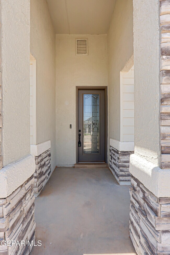 Building Photo - 51014 Sand Verbena Ave