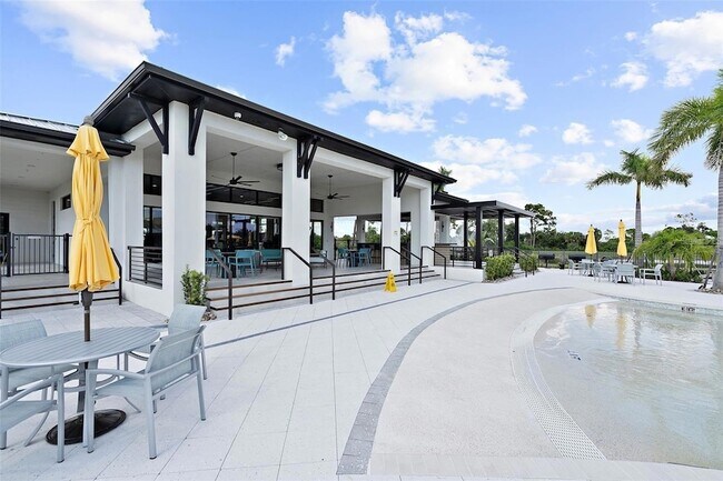 Building Photo - 12450 Somatic Ct
