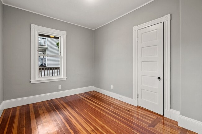 Building Photo - Apply now: https://screen.boompay.app/a/4PByfti3sHSj28kqeheP