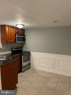 Building Photo - 1914 W Berks St