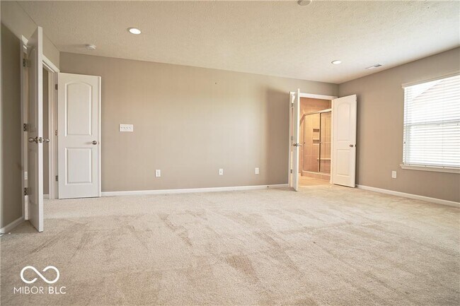 Building Photo - 8709 Rowling Way