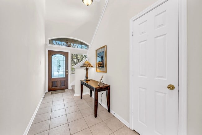 Building Photo - 30 Baccara Pl