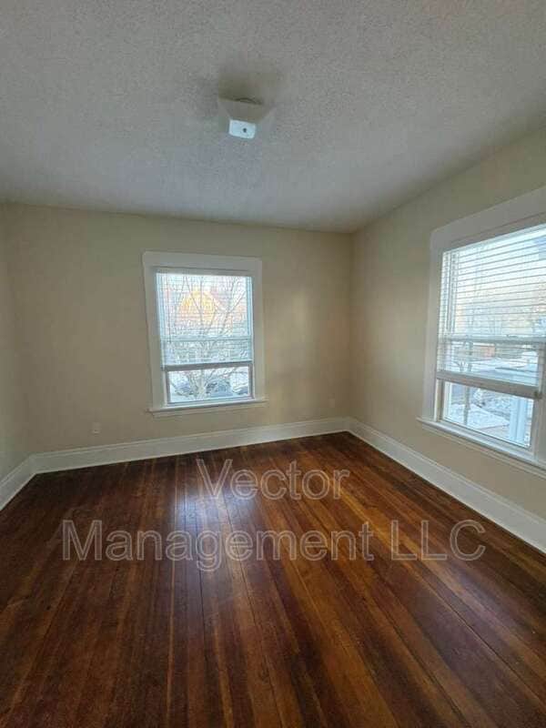 Building Photo - 1400 Ella T Grasso Blvd