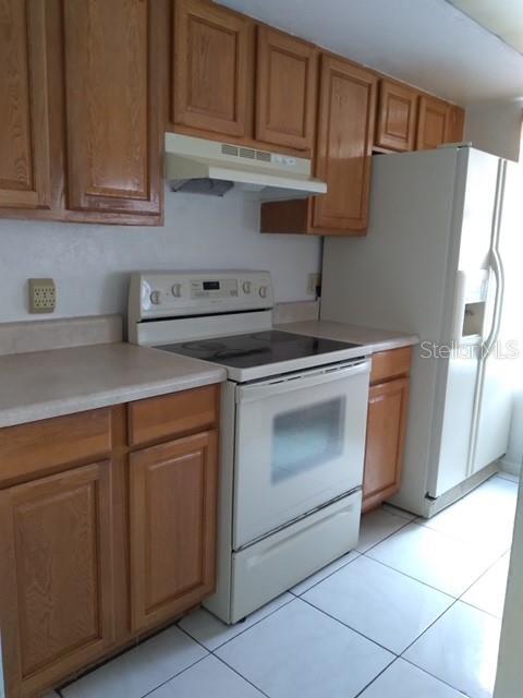 Building Photo - 4031 Henley Rd