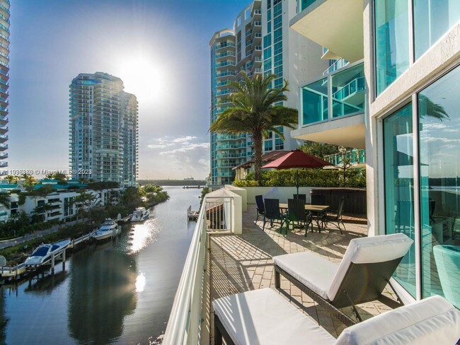 Building Photo - 150 Sunny Isles Blvd