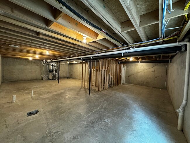 Building Photo - 11010 W 55th Ter