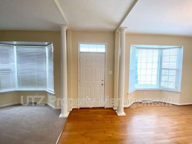 Building Photo - 139 Old Bachmans Valley Rd