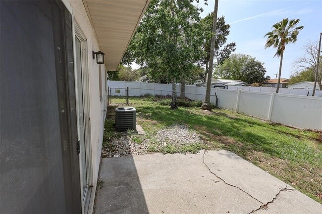 Building Photo - 918 Grape Ave