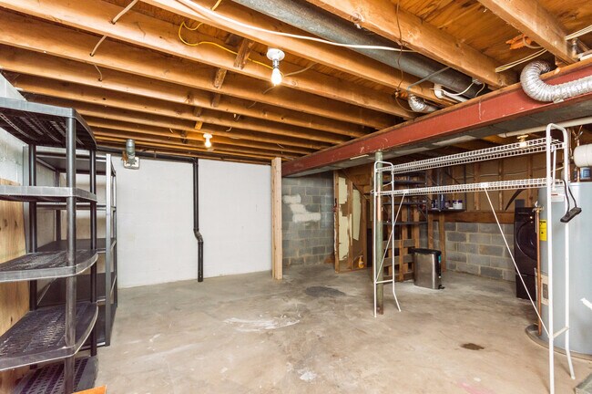 Building Photo - 2346 Horseferry Ct