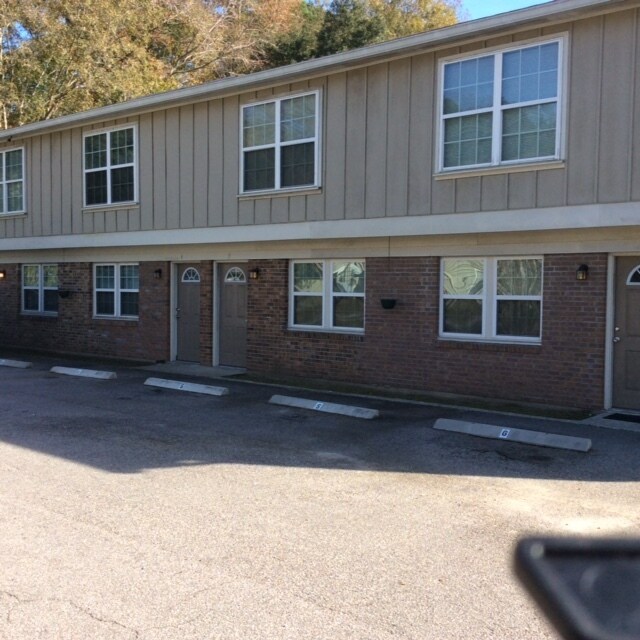 Building Photo - Summerfield Apartments