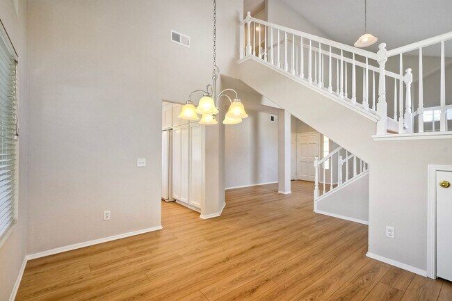Building Photo - 4636 Doral Ct