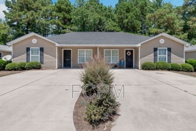 Primary Photo - 1435 Allies Ct