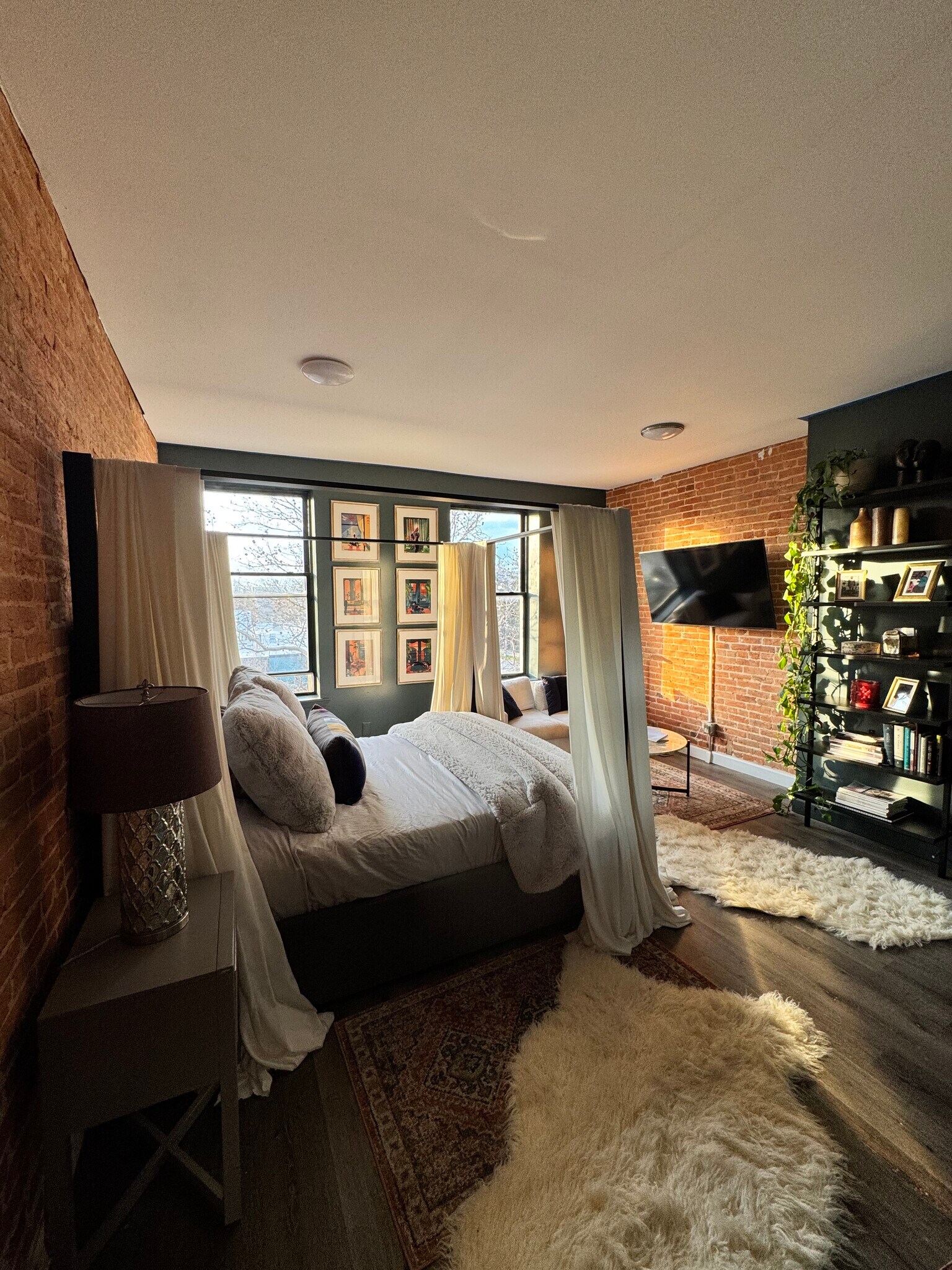 Building Photo - 515 Mosher St